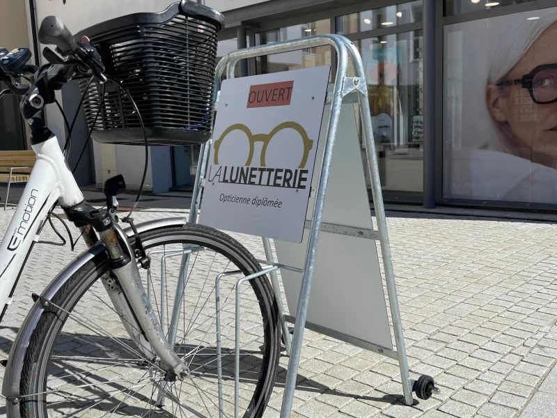 Louez un Stop-Trottoir Vélo pour attirer l’œil tout l’été dans le Finistère 🚲☀️